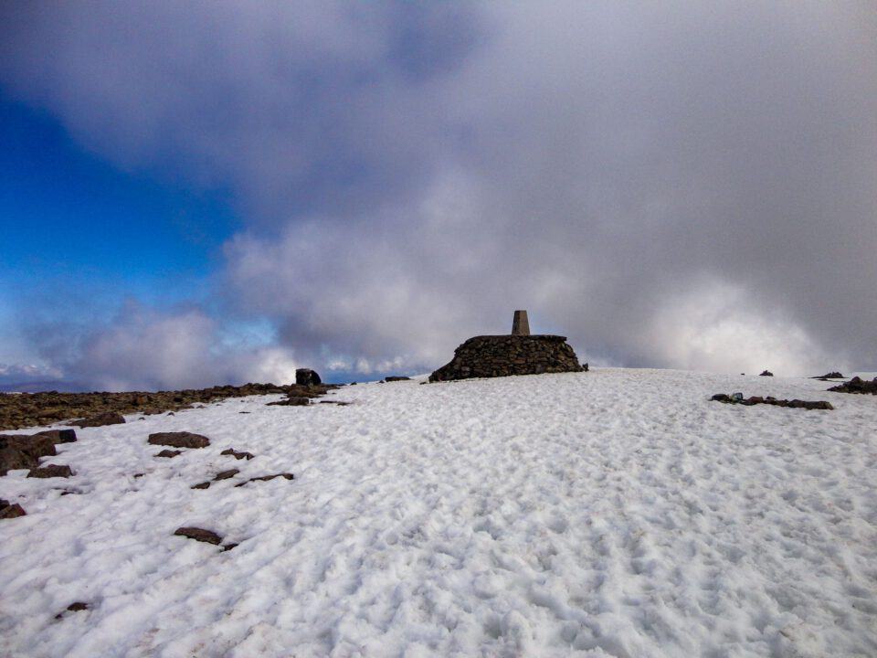 Sneeuwveld wandelen Schotland Fort William